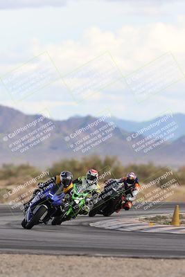 media/Nov-16-2025-Race Pace (Sun) [[8c5fa54630]]/Non Verified Riders (1st 20 Minutes)/5-Turn 15 (110pm)/